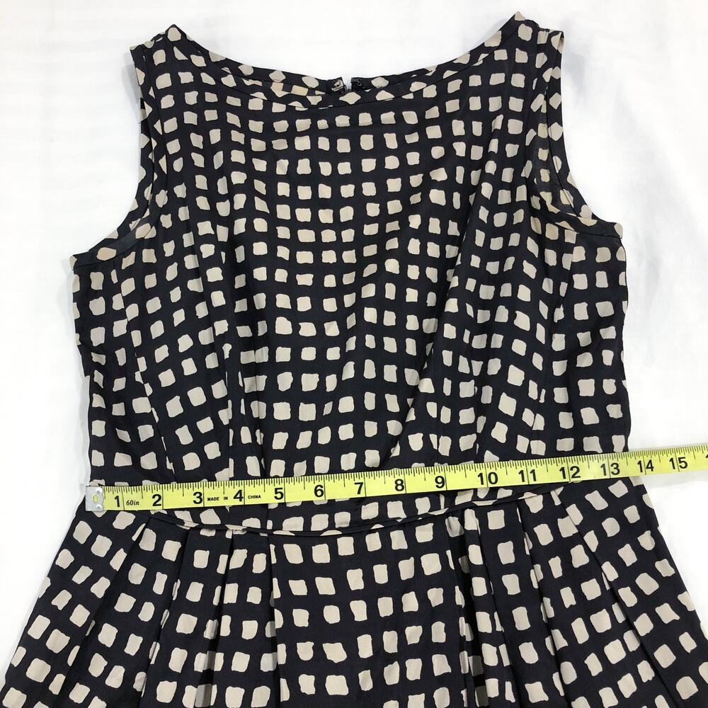 Banana Republic Silk Fit and Flare Dress - Picture 8 of 10